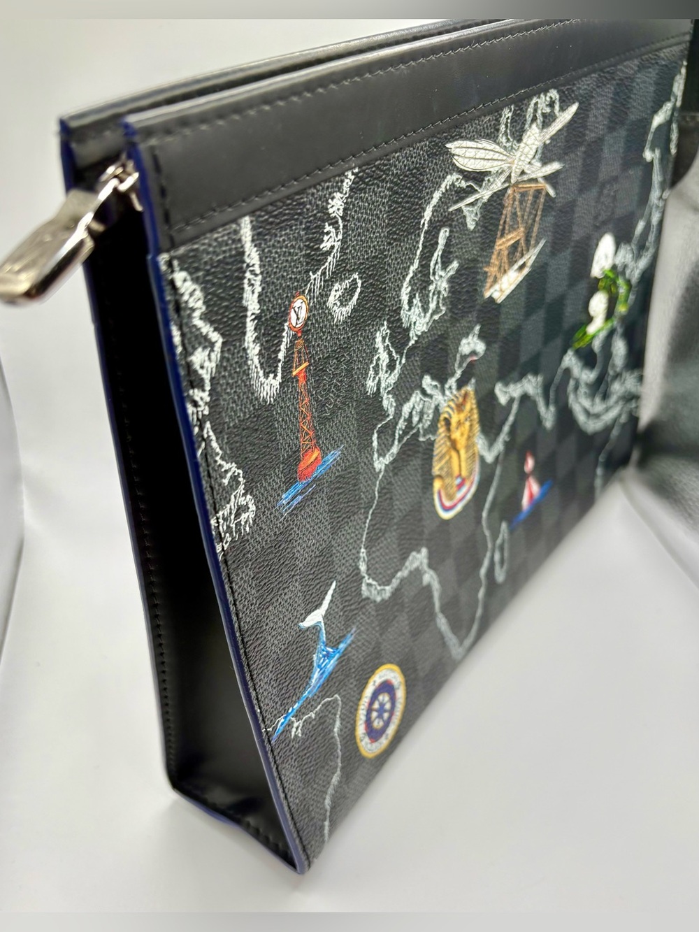 Authentic Louis Vuitton Pochette Voyage MM Renaissance Map N40205 Ltd Ed Clutch - Picture 2 of 16